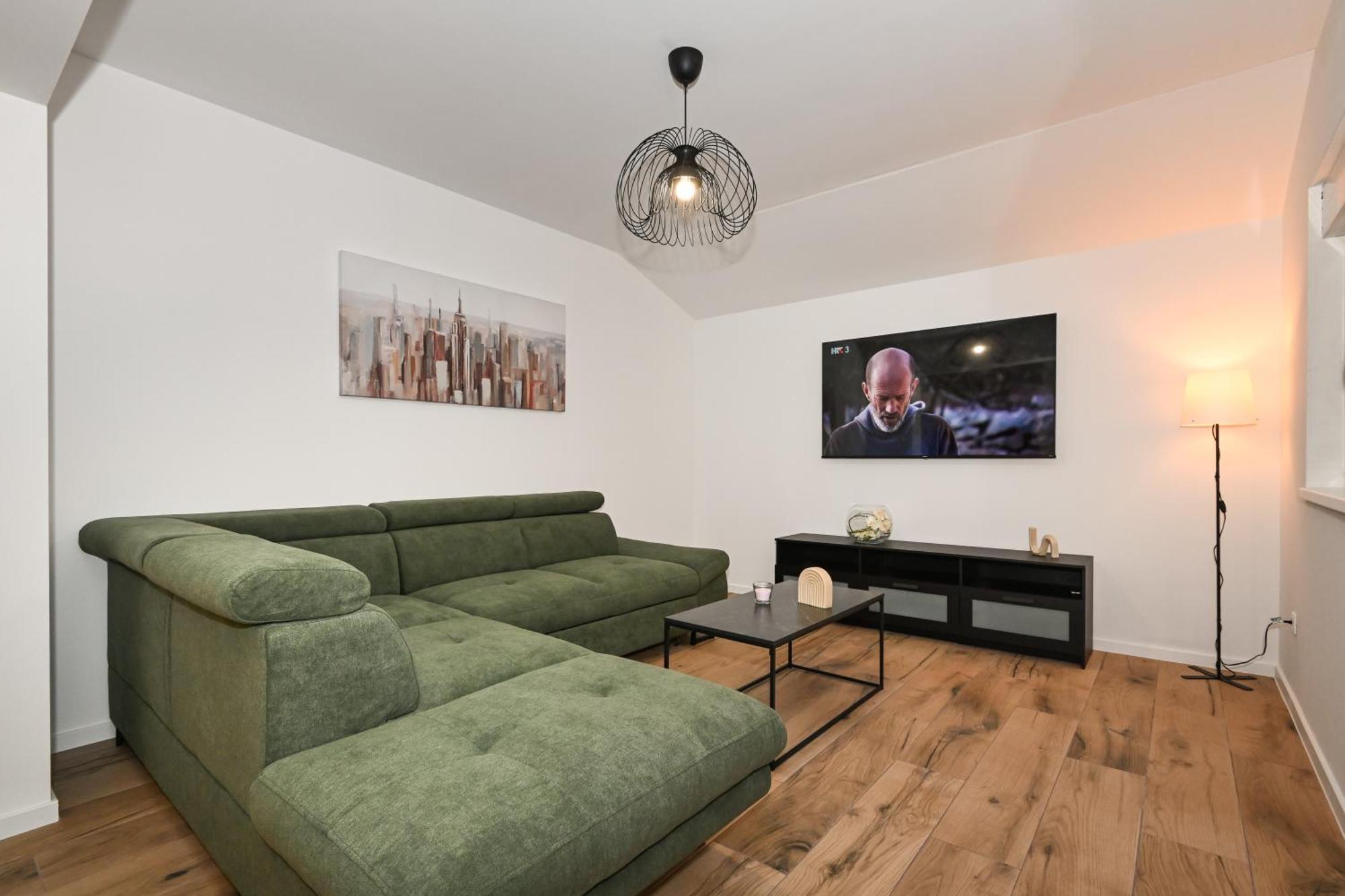 Veliki Apartman Petra โพเซดารเย ภายนอก รูปภาพ